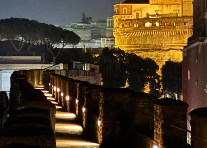 Crescenziovaticanflat * Рим