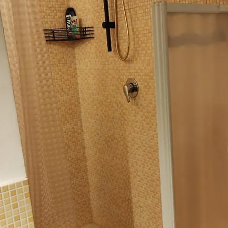 Crescenziovaticanflat *